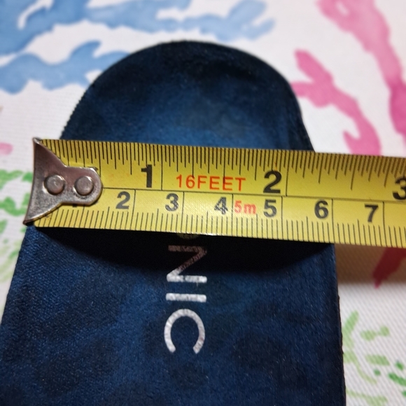 Vionic Loafers 🥿 - Picture 10 of 11